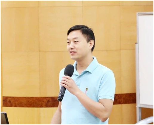 中共常德市委组织部吴独科长宣读培训纪律