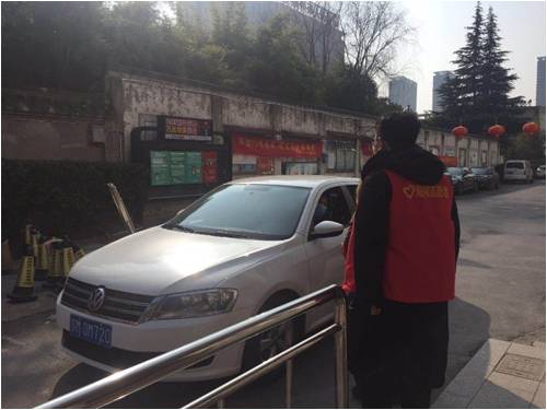 战“疫”进行时| 岭院学子筑起防疫的青春长城