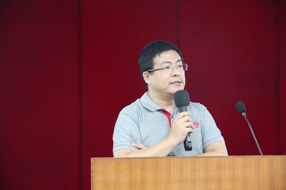 冷铁成助理教授讲座