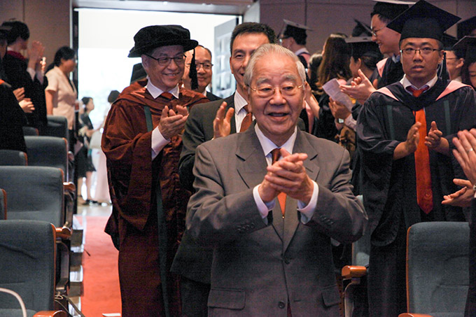 岭南学院2018年毕业庆典隆重举行