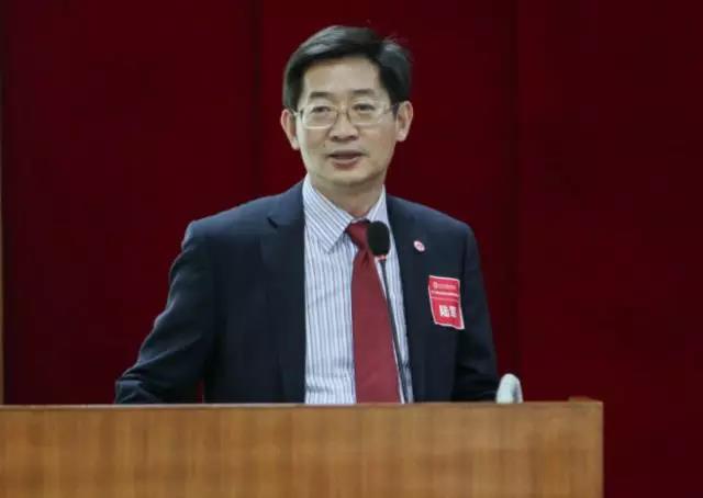 学院院长、校友会会长陆军教授