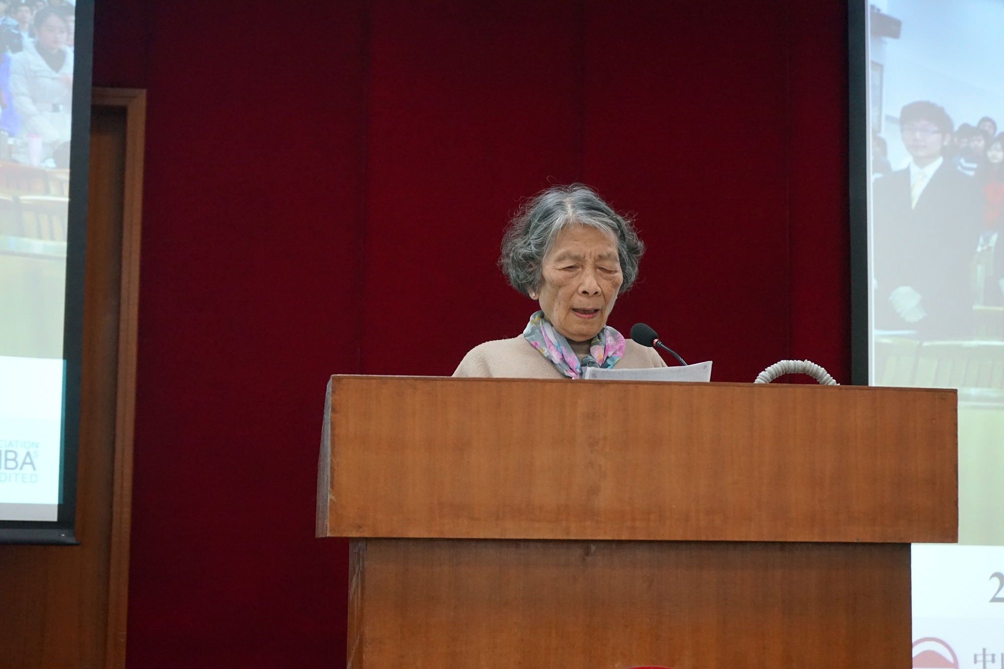 蔡少兰老师发言