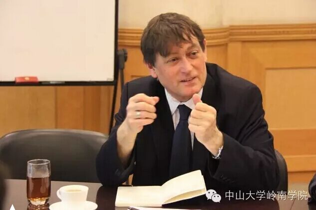 全国率先引入外部考官制 进一步完善质量保障体系