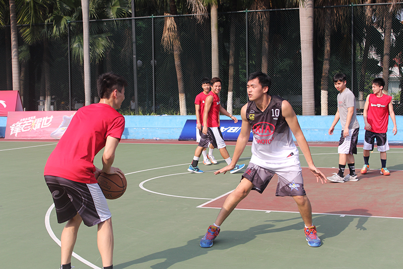 第十九届岭南董事会杯穗港学生交流活动顺利举行